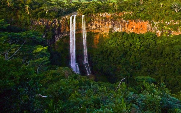Шамарель - 100 метровый водопад на острове Маврикий